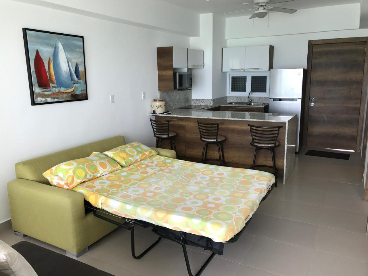 Resort Playa Azul Departamentos Frente Al Mar トンスパ エクステリア 写真
