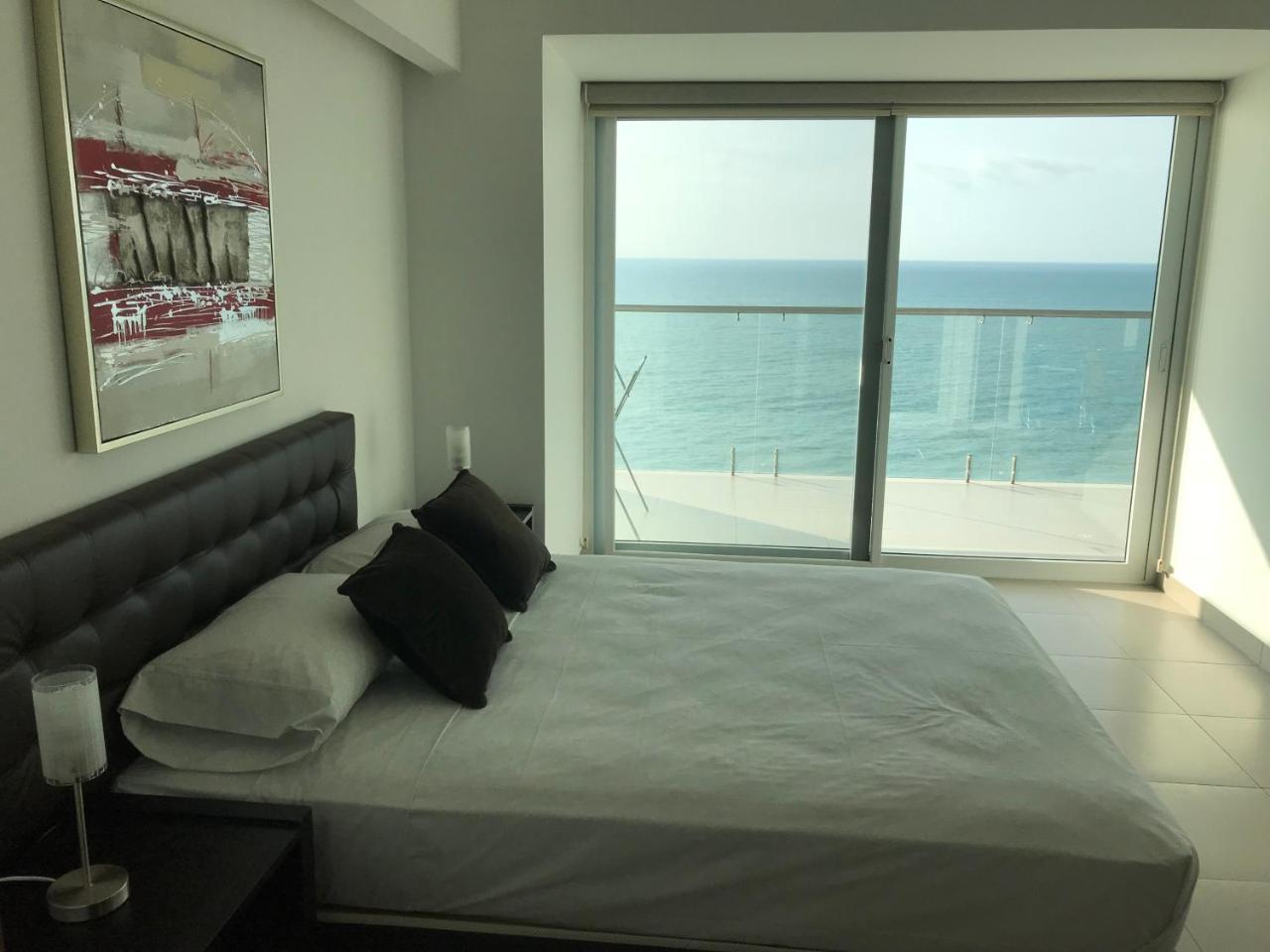 Resort Playa Azul Departamentos Frente Al Mar トンスパ エクステリア 写真