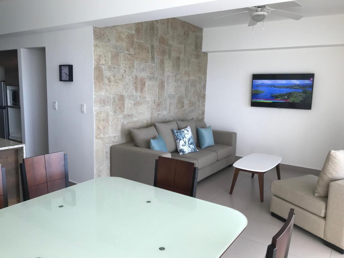 Resort Playa Azul Departamentos Frente Al Mar トンスパ エクステリア 写真